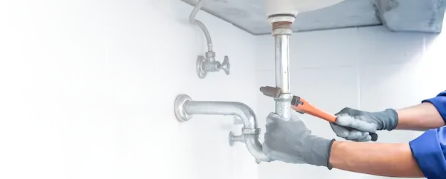 Instalación de termo eléctrico por fontanero en Jerez